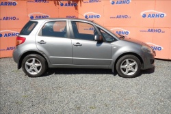 Suzuki SX4 1,5 i 73KW, ČR, 1 MAJITEL, AC.