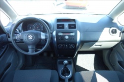 Suzuki SX4 1,5 i 73KW, ČR, 1 MAJITEL, AC.