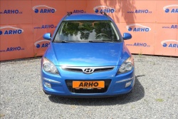 Hyundai i30 1,6 CRDi, ČR, SERVISNÍ KNIHA.