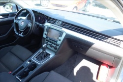 Volkswagen Passat 1,6 TDi,DSG,SERV.KN.,PANORAMA.