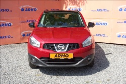 Nissan Qashqai 1,6 i, ČR, 1 MAJ., PANORAMA.