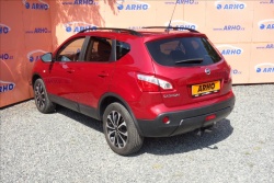 Nissan Qashqai 1,6 i, ČR, 1 MAJ., PANORAMA.