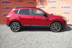 Nissan Qashqai 1,6 i, ČR, 1 MAJ., PANORAMA.