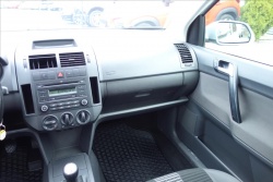 Volkswagen Polo 1,4 i 59 KW, AC, COMFORTLINE.