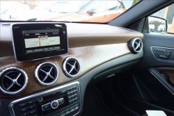 Mercedes-Benz GLA 200d,SERVIS.KN.,4MATIC.